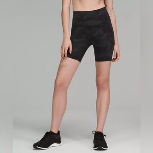 Wunder Train High-Rise Bike Shorts Size 4